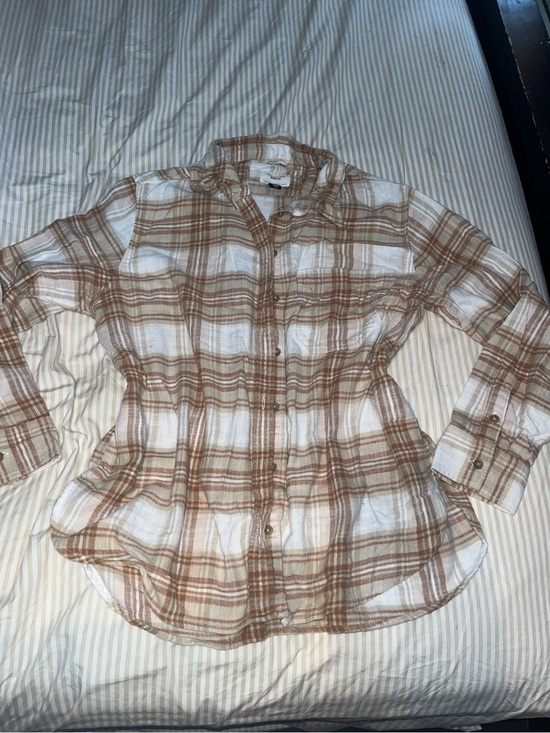 American Eagle Outfitters Tops - Plaid flannel